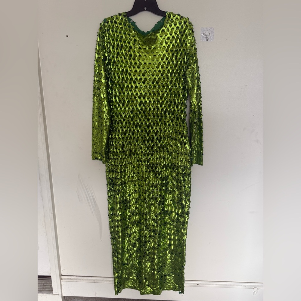 Vibrant Green Patterned Dress - Picture 4 of 5